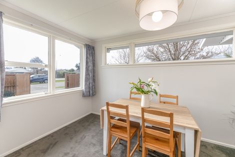 Photo of property in 127 Northcote Road, Northcote, Christchurch, 8052