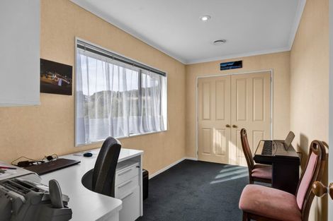 Photo of property in 97 Parklands Avenue, Bell Block, New Plymouth, 4312