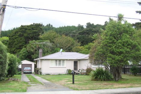 Photo of property in 21 Cruickshank Road, Clouston Park, Upper Hutt, 5018