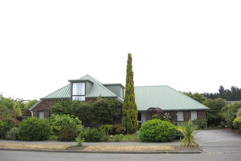 Photo of property in 10 Forest Park Place, Parklands, Christchurch, 8083