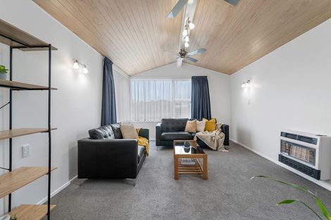 Photo of property in 32 Clouston Crescent, Fenton Park, Rotorua, 3010