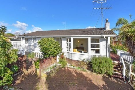 Photo of property in 18 Stanniland Street, Sunnyhills, Auckland, 2010