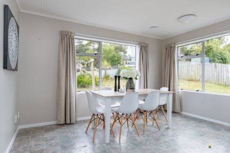 Photo of property in 118 Norana Road, Timberlea, Upper Hutt, 5018