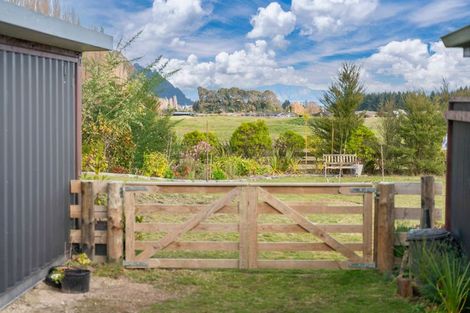 Photo of property in 500 Kinloch Road, Kinloch, Taupo, 3377