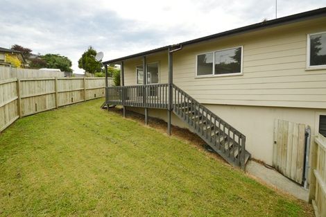 Photo of property in 64 Peverill Crescent, Papatoetoe, Auckland, 2025