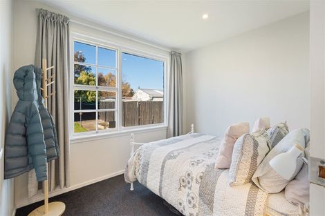 Photo of property in 4 Bidwell Place, Hillmorton, Christchurch, 8025
