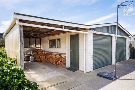 Photo of property in 8 Ashdown Crescent, Feilding, 4702