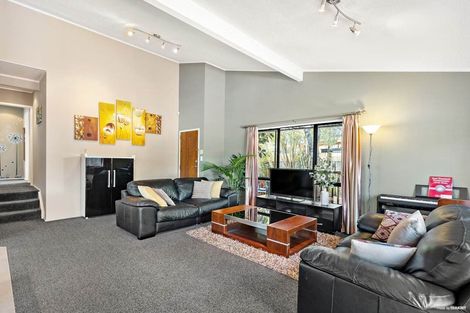 Photo of property in 3/20a Lavery Place, Sunnynook, Auckland, 0632