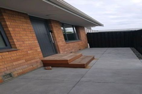 Photo of property in 2/7 Division Street, Riccarton, Christchurch, 8041