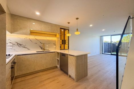 Photo of property in 6/9 Utting Street, Birkdale, Auckland, 0626
