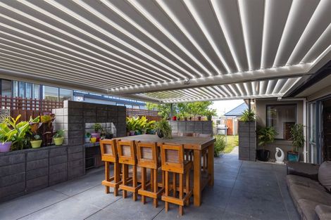 Photo of property in 127 Saint Johns Street, Bromley, Christchurch, 8062