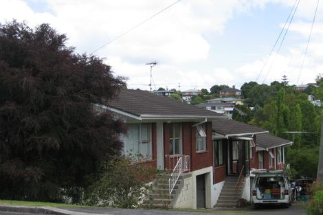 Photo of property in 2/9 Brian Avenue, Forrest Hill, Auckland, 0620