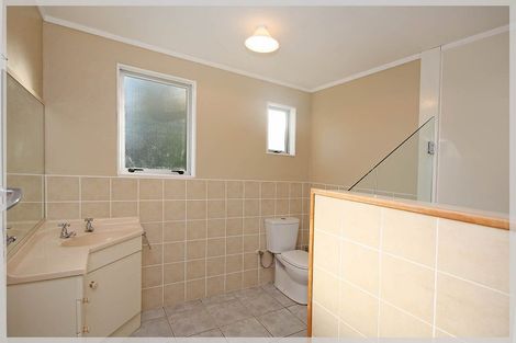 Photo of property in 13 Dewe Terrace, Foxton Beach, Foxton, 4815