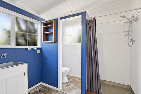 Photo of property in 1/3 Clarks Beach Road, Clarks Beach, 2122