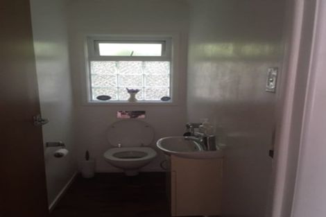 Photo of property in 36 Tui Glen Road, Birkenhead, Auckland, 0626