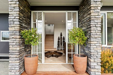 Photo of property in 31 Brick Bay Drive, Sandspit, Warkworth, 0982