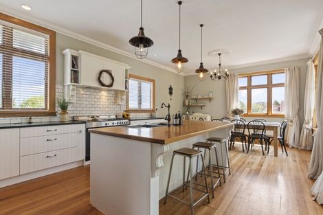 Photo of property in 97 Weraroa Road, Levin, 5510