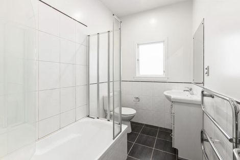 Photo of property in 20 Parliament Street, Thorndon, Wellington, 6011