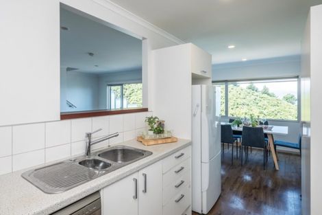 Photo of property in Onslow Heights, 17c Onslow Road, Khandallah, Wellington, 6035