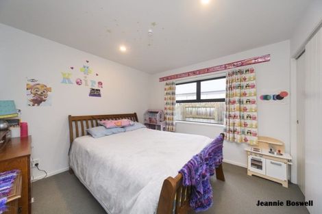 Photo of property in 105 Cashmere Drive, Fitzherbert, Palmerston North, 4410