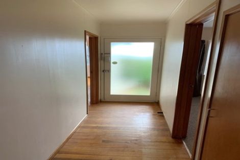 Photo of property in 58 Cardiff Road, Pakuranga, Auckland, 2010