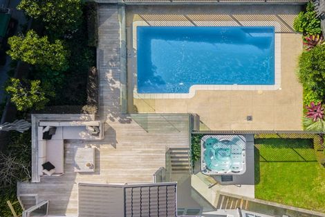 Photo of property in 62 Evelyn Road, Cockle Bay, Auckland, 2014