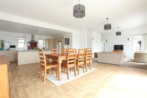 Photo of property in 21 Violet Street, Raglan, 3225