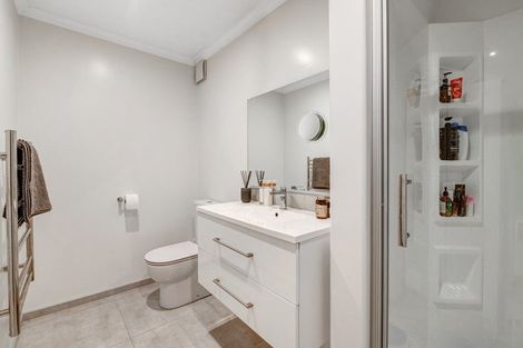 Photo of property in 2/19 Ringi Lane, Orewa, 0931