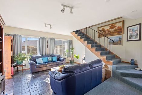 Photo of property in 93 Farquhars Road, Redwood, Christchurch, 8051