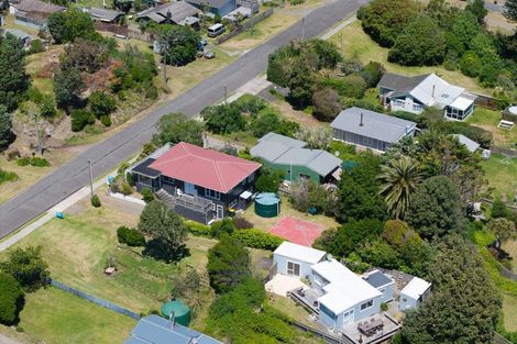 Photo of property in 141 Kahukura Avenue, Waitarere Beach, Levin, 5510