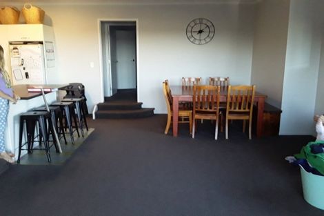 Photo of property in 10 Tokerau Crescent, Pukekohe, 2120