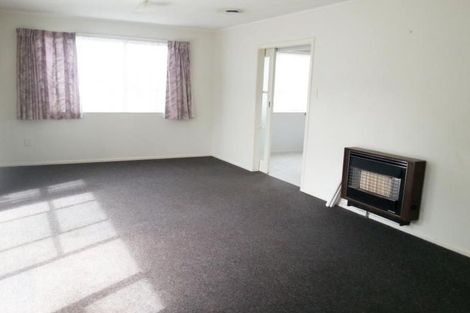 Photo of property in 93 Riversdale Drive, Merrilands, New Plymouth, 4312