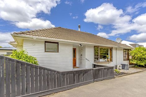 Photo of property in 1/365 Avonhead Road, Avonhead, Christchurch, 8042