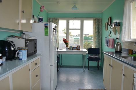 Photo of property in 6 Mclean Street, Glenavy, Waimate, 7980