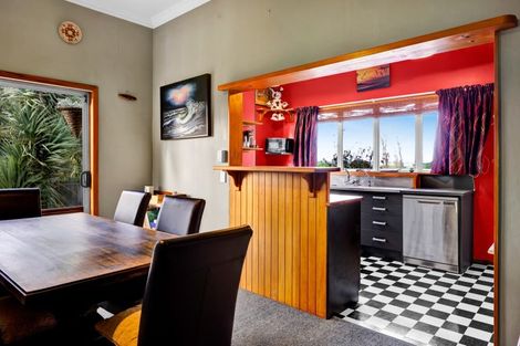 Photo of property in 20 Douglas Street, Hawera, 4610