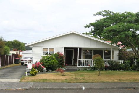 Photo of property in 25 Perry Street, Heretaunga, Upper Hutt, 5018