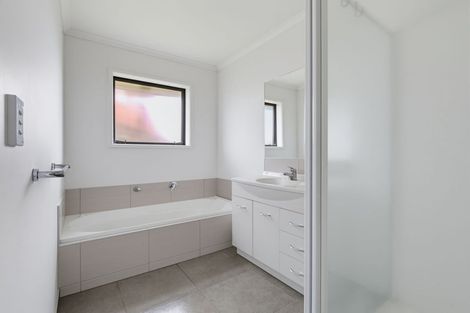 Photo of property in 63 Carroll Place, Owhata, Rotorua, 3010