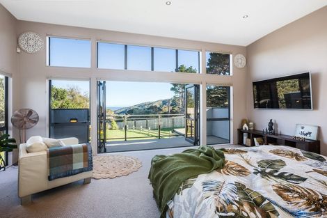 Photo of property in 3 Coroglen Rise, Pukerua Bay, 5026