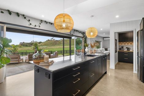 Photo of property in 224 Seafield Road, Eskdale, Napier, 4182