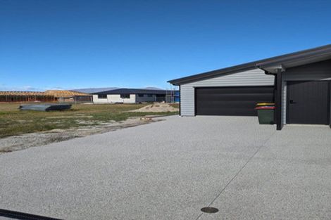 Photo of property in 10 Waddell Street, Lake Hawea, 9382