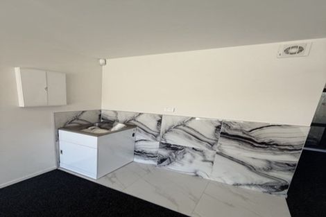 Photo of property in 44b Orams Road, Hillpark, Auckland, 2102