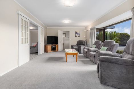 Photo of property in 22 Pinewood Grove, Paraparaumu Beach, Paraparaumu, 5032