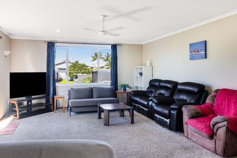 Photo of property in 13 Steed Avenue, Te Hapara, Gisborne, 4010