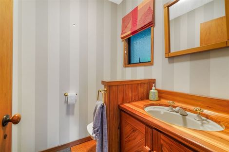 Photo of property in 202b Mount Pleasant Road, Mount Pleasant, Christchurch, 8081