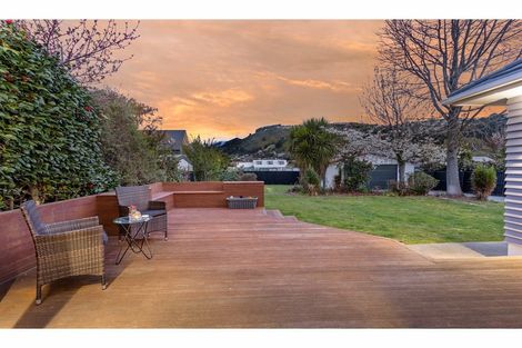 Photo of property in 36 Centaurus Road, Cashmere, Christchurch, 8022