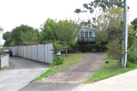 Photo of property in 14 Varlene Terrace, Forrest Hill, Auckland, 0620