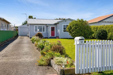 Photo of property in 12 Burns Street, Hawera, 4610