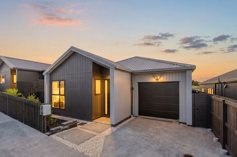 Photo of property in 68 Huanui Drive, Wainui, 0992
