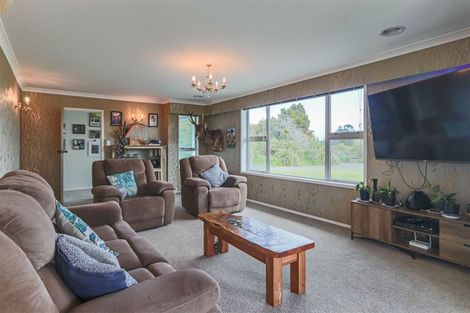 Photo of property in 2599 Mountain Road, Tariki, Stratford, 4394