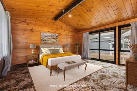 Photo of property in 44 Fox Street, Woodville, 4920